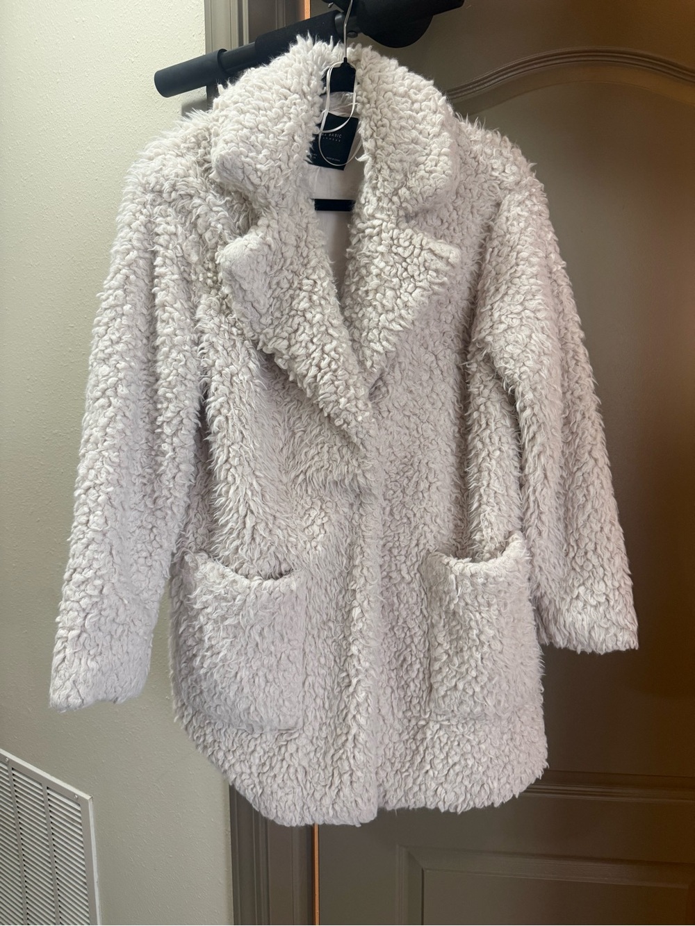 Zara Cozy Faux Shearling Coat - Cream